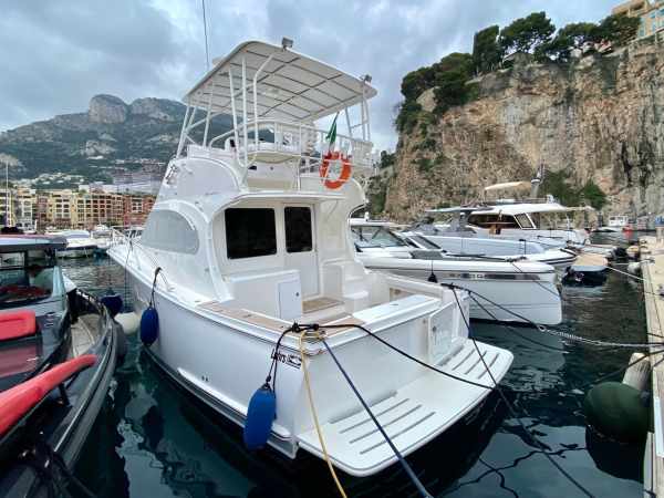 LUHRS 35 CONVERTIBLE
